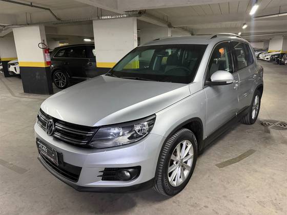VOLKSWAGEN TIGUAN 2.0 TSI 16V TURBO GASOLINA 4P TIPTRONIC VOLKSWAGEN TIGUAN 2.0 TSI 16V TURBO GASOLINA 4P TIPTRONIC